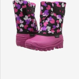 Tundra toddler girl boots